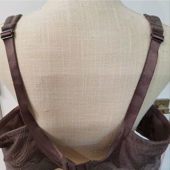 Cacique Full Coverage Bra Size 46C - Picture 4 of 10